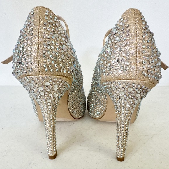 De Blossom  Rhinestone collection Women's Peep Toe Heels Bridal Size 7 In Box - Picture 6 of 11